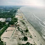 Easy Self Check-In L Everything Nearby Appartamento Pärnu