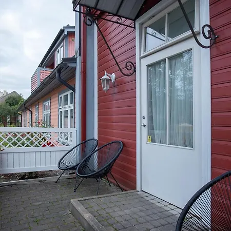 Free Parking L Everything Nearby