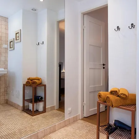 Cozy Place L Perfect Location L Apartment *